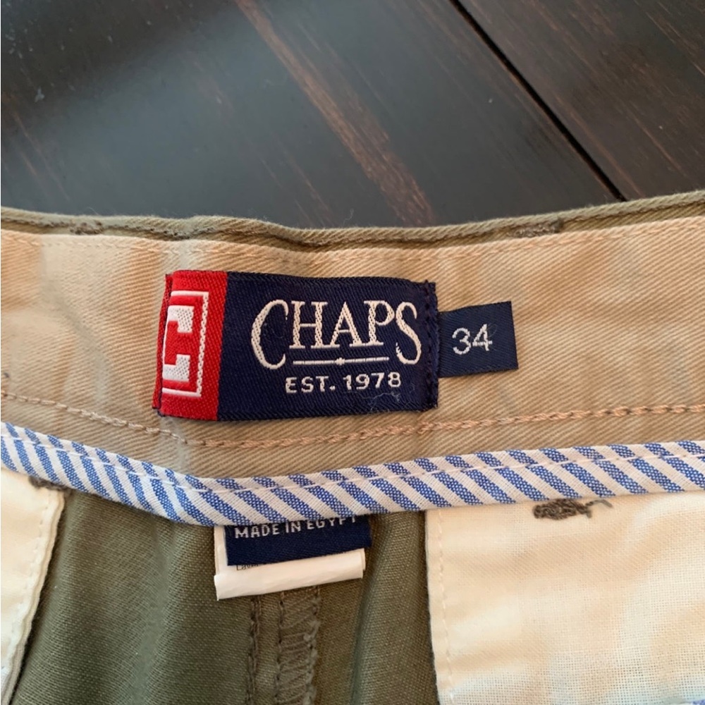 Men’s Chaps Flat Front Shorts size 34 army green